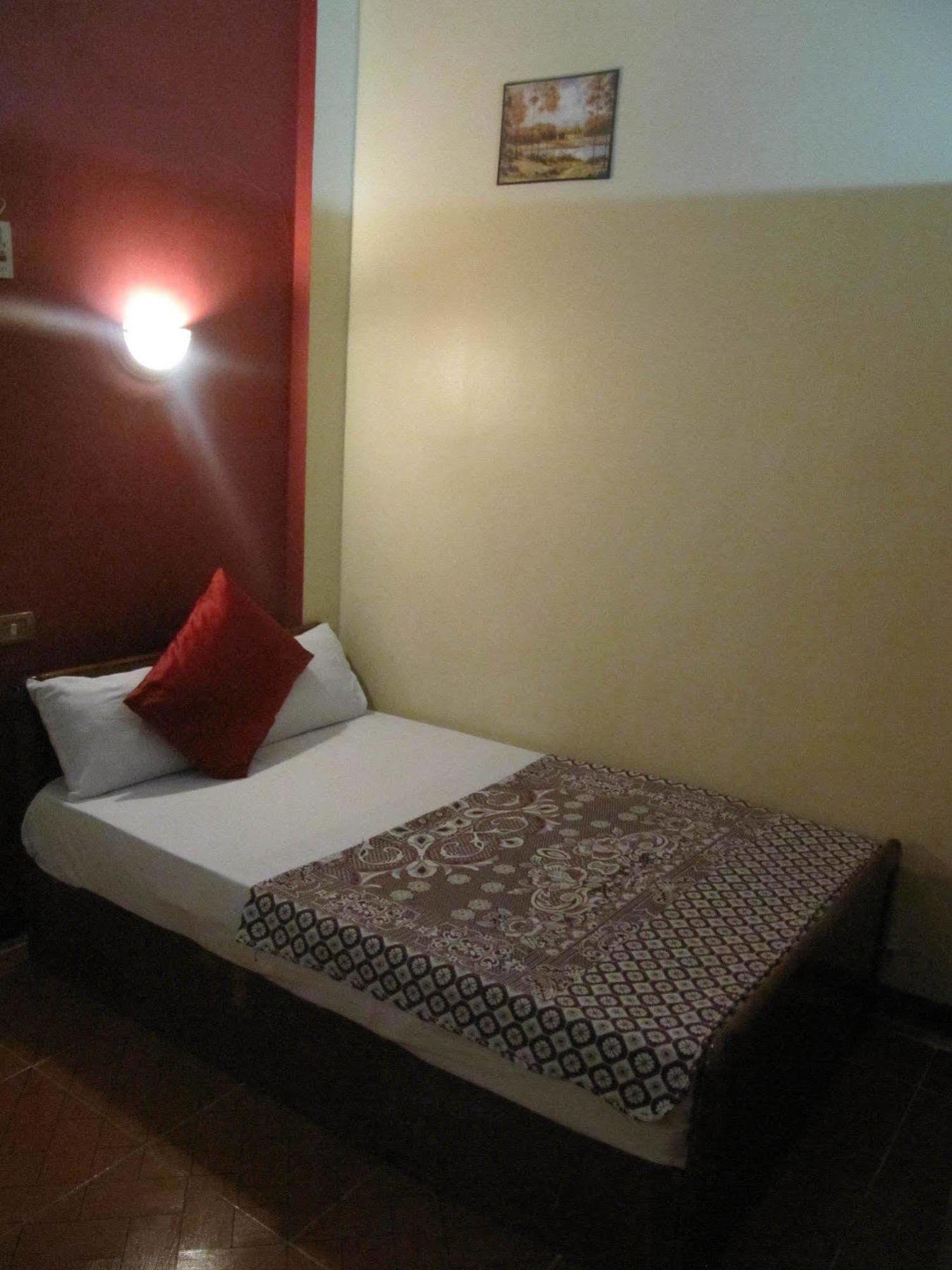 City Plaza Hostel Il Il Cairo Esterno foto